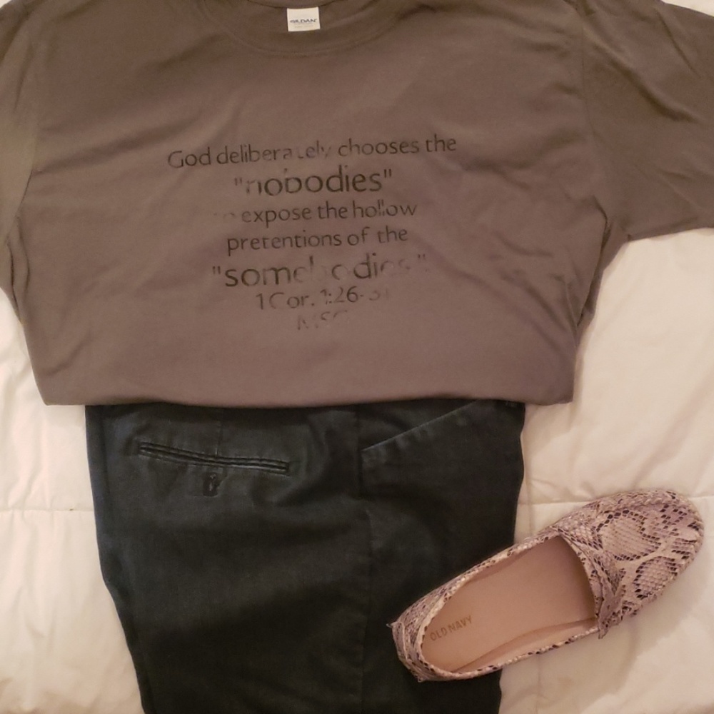 GRAPHIC tee